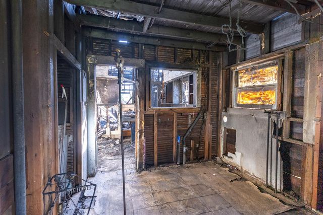 1039 N Roosevelt Avenue, Fresno, CA 93728