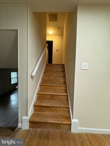 6437 ALLOWAY CT, Springfield, VA 22152