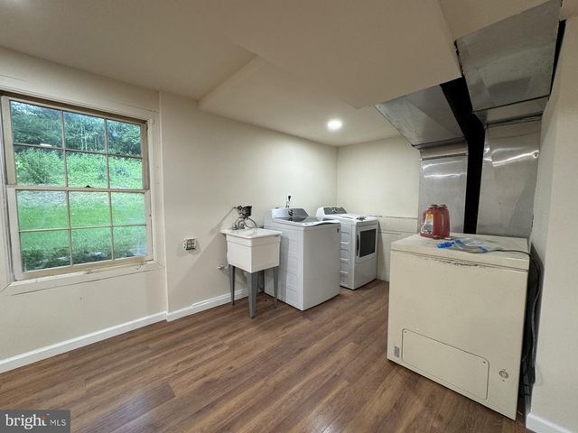 6437 ALLOWAY CT, Springfield, VA 22152