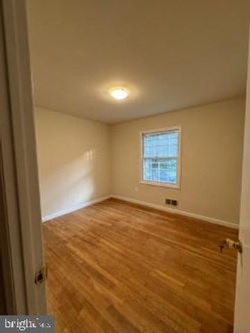 6437 ALLOWAY CT, Springfield, VA 22152