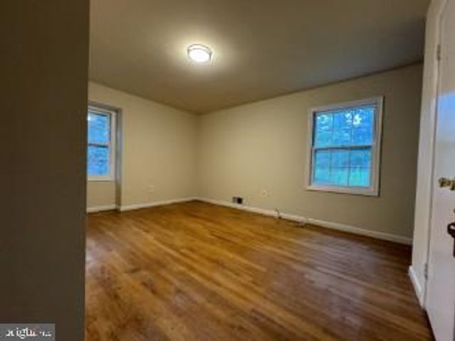 6437 ALLOWAY CT, Springfield, VA 22152