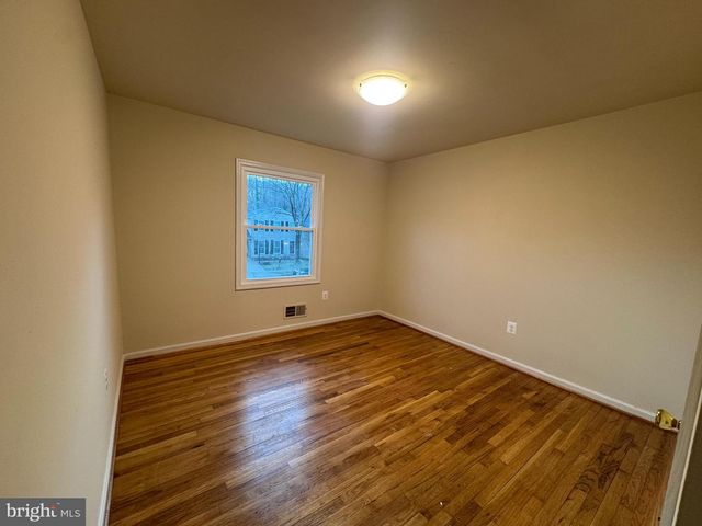 6437 ALLOWAY CT, Springfield, VA 22152