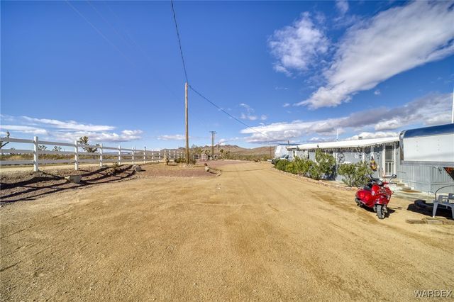 6385 W Fifteenth Street, Dolan Springs, AZ 86441