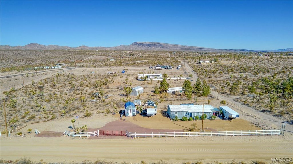 6385 W Fifteenth Street, Dolan Springs, AZ 86441