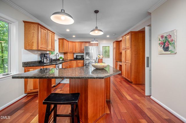 811 Kings Mill Road, Chapel Hill, NC 27517