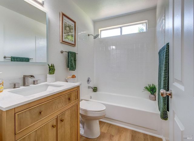 724 Ashford Ct, Vacaville, CA 95687