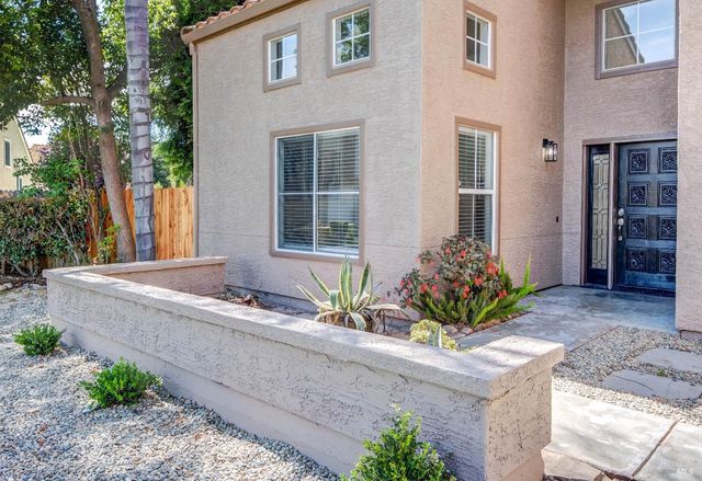724 Ashford Ct, Vacaville, CA 95687