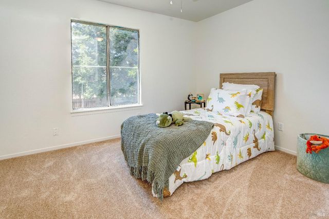 724 Ashford Ct, Vacaville, CA 95687