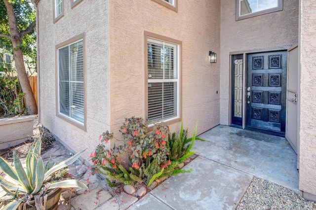 724 Ashford Ct, Vacaville, CA 95687