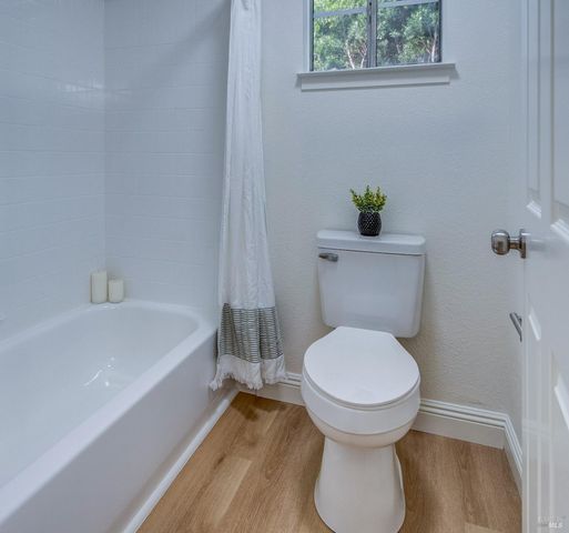 724 Ashford Ct, Vacaville, CA 95687