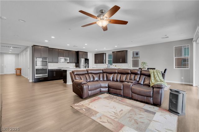 398 Frank Case Lane, Henderson, NV 89011