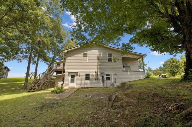 1525 E Piney Rd, Dickson, TN 37055