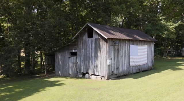 1525 E Piney Rd, Dickson, TN 37055