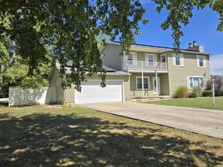 108 MOCKINGBIRD Lane, Woodlawn, IL 62898