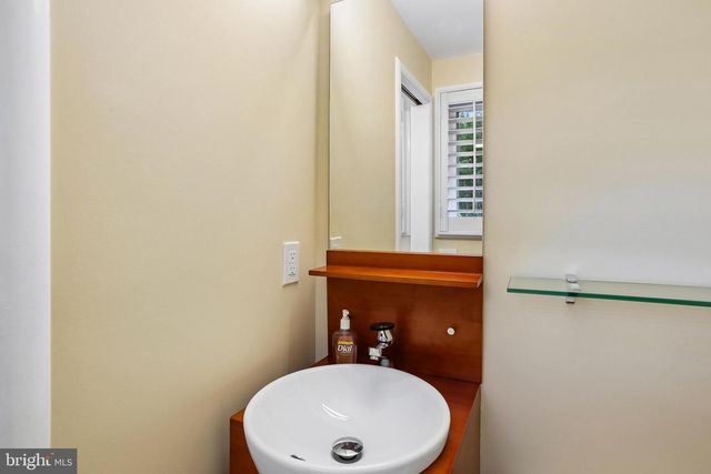 3301 SHIRLEY LN, Chevy Chase, MD 20815