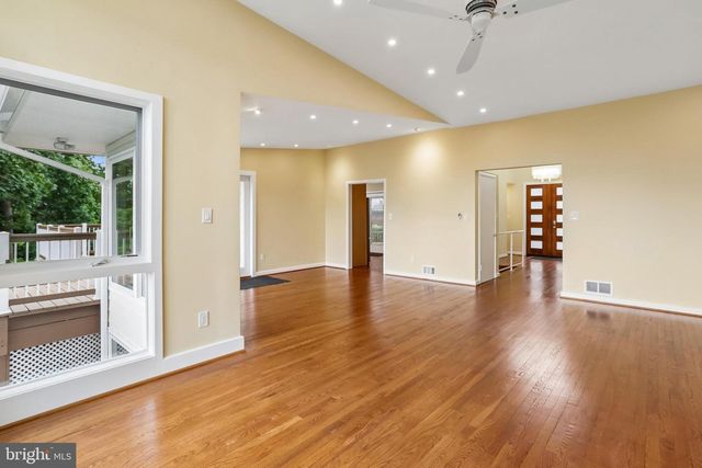3301 SHIRLEY LN, Chevy Chase, MD 20815