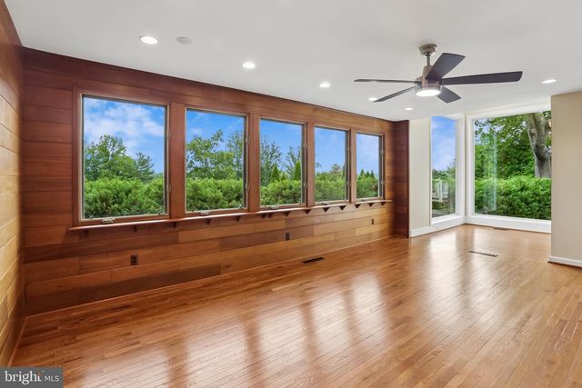 3301 SHIRLEY LN, Chevy Chase, MD 20815