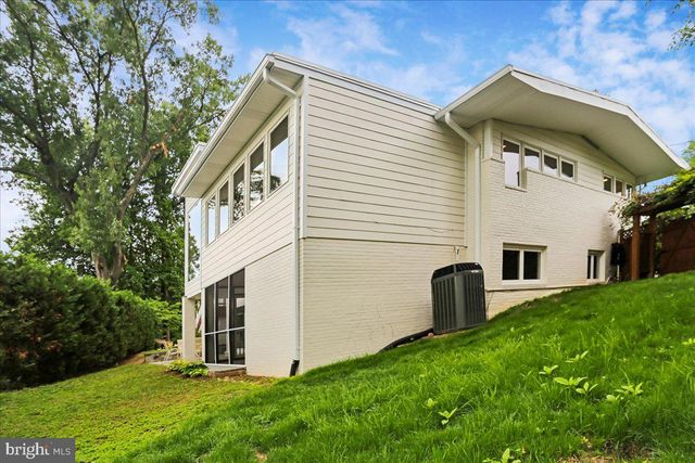 3301 SHIRLEY LN, Chevy Chase, MD 20815