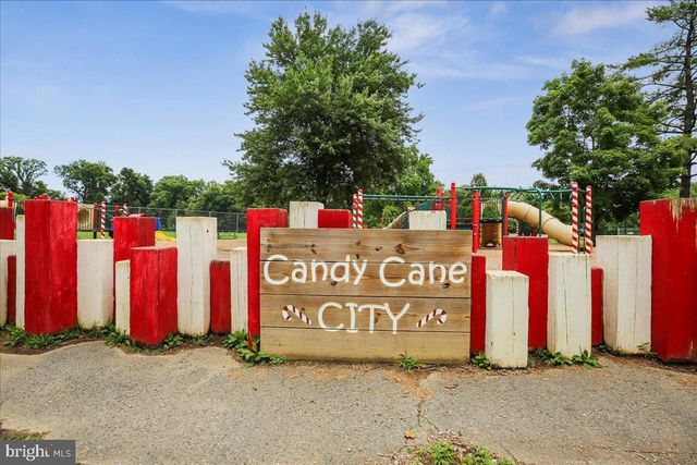 3301 SHIRLEY LN, Chevy Chase, MD 20815