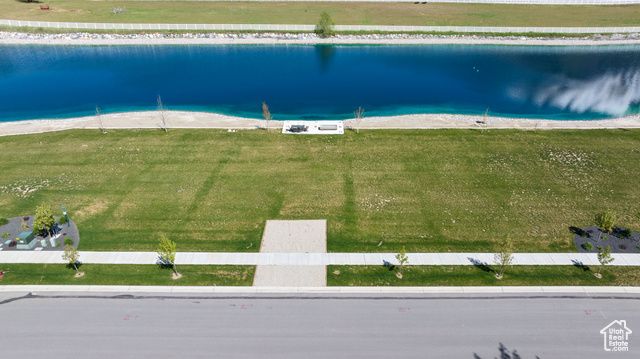 155 S MAPLE LAKE DR, Mapleton, UT 84664
