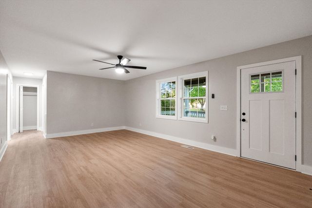 88 Meadow Ln, Winchester, TN 37398