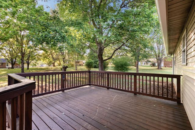 88 Meadow Ln, Winchester, TN 37398
