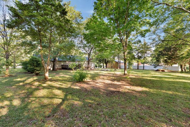 88 Meadow Ln, Winchester, TN 37398