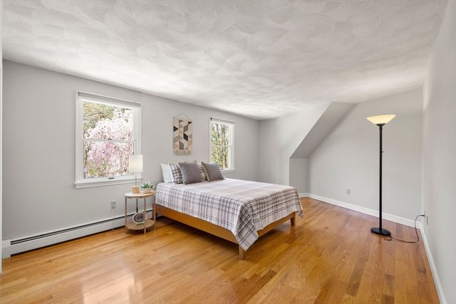 19 Devonshire Rd, Middleton, MA 01949