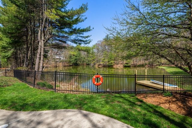 19 Devonshire Rd, Middleton, MA 01949