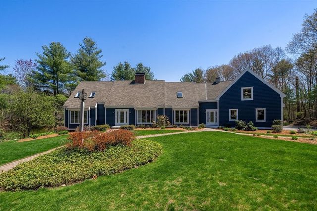 19 Devonshire Rd, Middleton, MA 01949