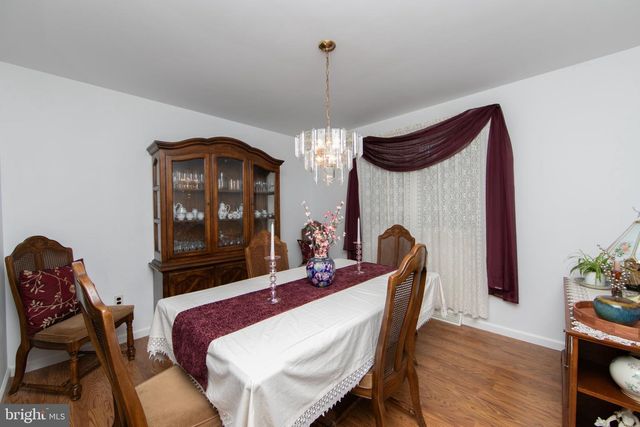 2 CLARK DR, Barrington, NJ 08007