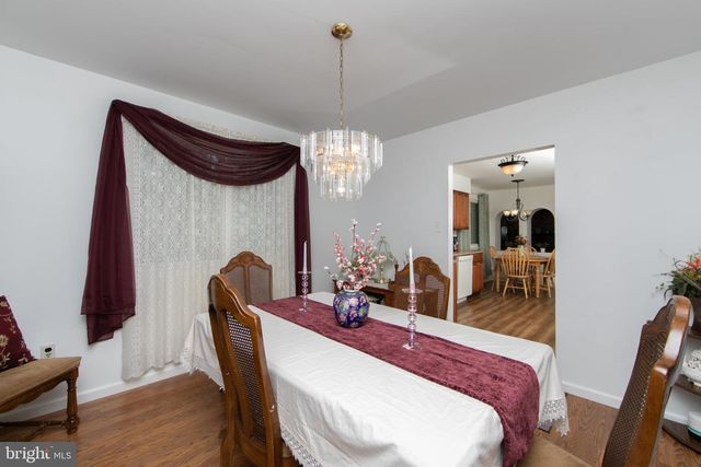 2 CLARK DR, Barrington, NJ 08007