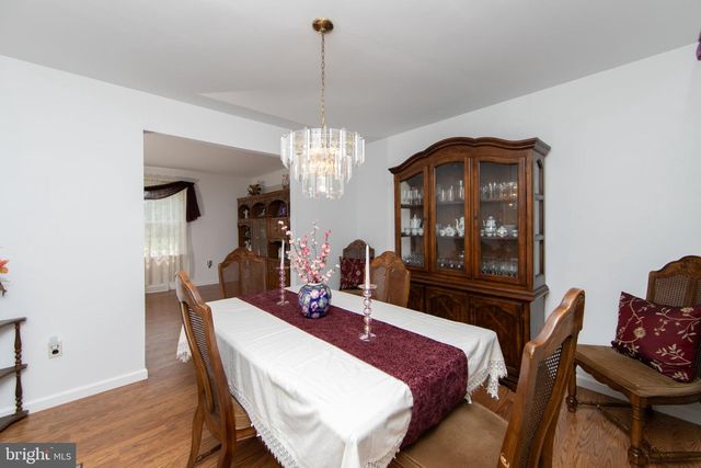 2 CLARK DR, Barrington, NJ 08007