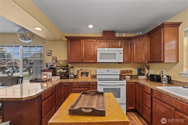 658 Okanogan Avenue, Wenatchee, WA 98801