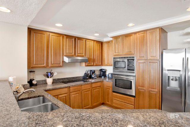 527 E Beach Boulevard 302, Gulf Shores, AL 36542