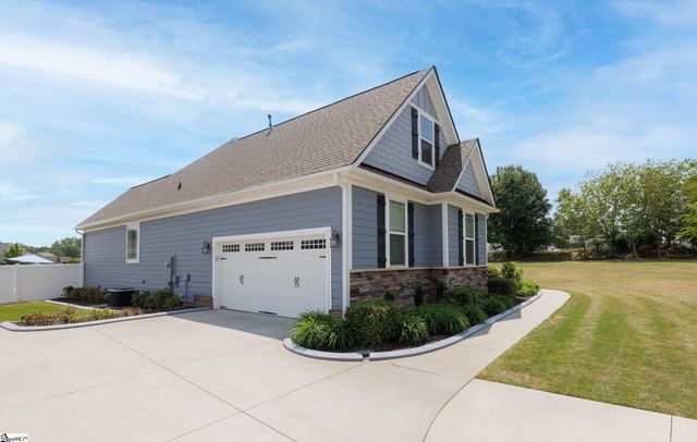 2143 Edwards Lake Road, Greer, SC 29651