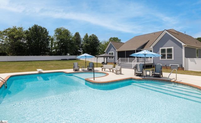 2143 Edwards Lake Road, Greer, SC 29651