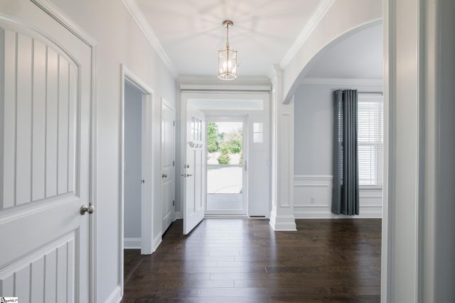 2143 Edwards Lake Road, Greer, SC 29651