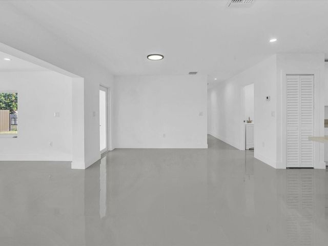 17800 NW 11th Avenue, Miami Gardens, FL 33169