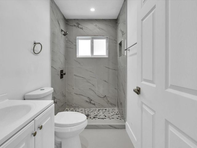 17800 NW 11th Avenue, Miami Gardens, FL 33169