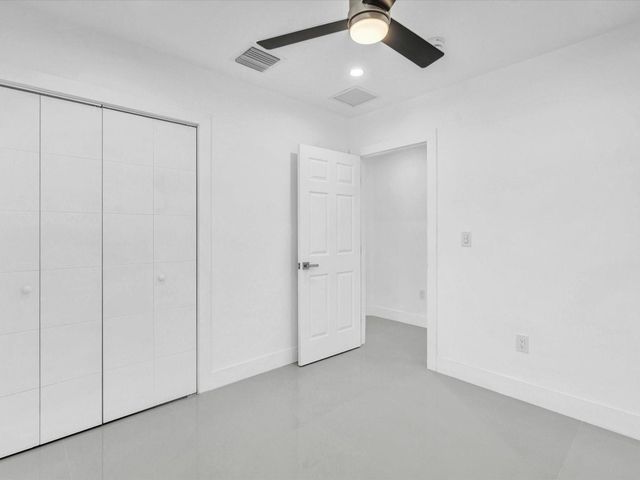 17800 NW 11th Avenue, Miami Gardens, FL 33169