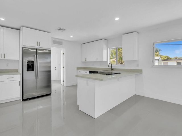 17800 NW 11th Avenue, Miami Gardens, FL 33169