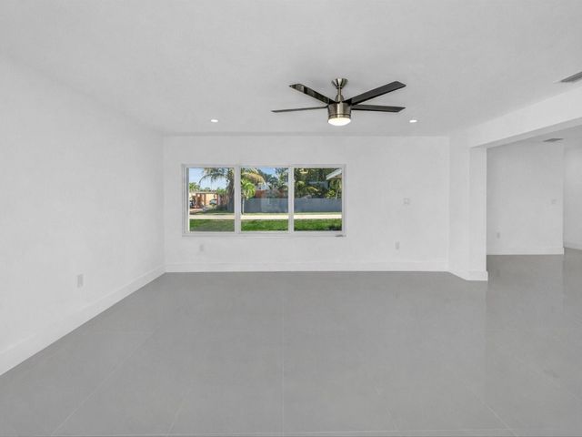 17800 NW 11th Avenue, Miami Gardens, FL 33169