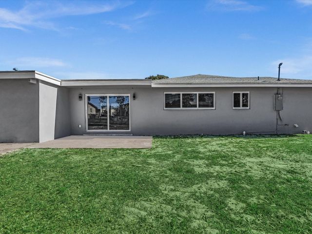 17800 NW 11th Avenue, Miami Gardens, FL 33169