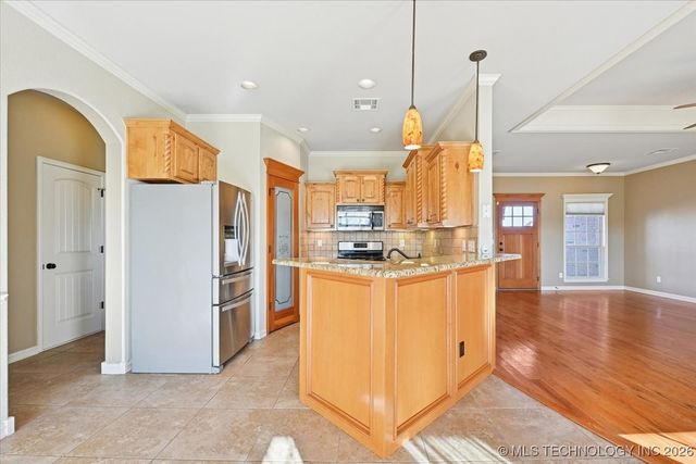 3476 E 181st Street North N, Skiatook, OK 74070