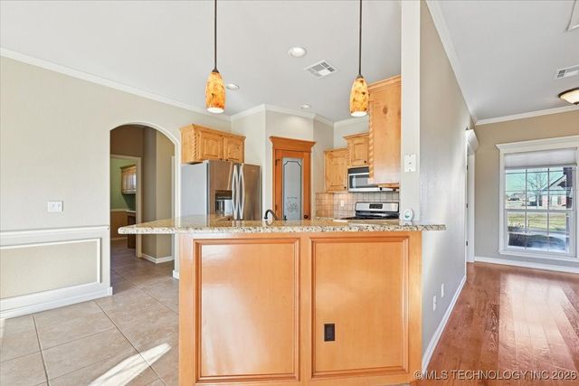 3476 E 181st Street North N, Skiatook, OK 74070