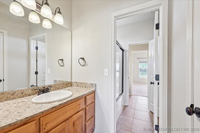 3476 E 181st Street North N, Skiatook, OK 74070