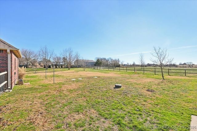 3476 E 181st Street North N, Skiatook, OK 74070