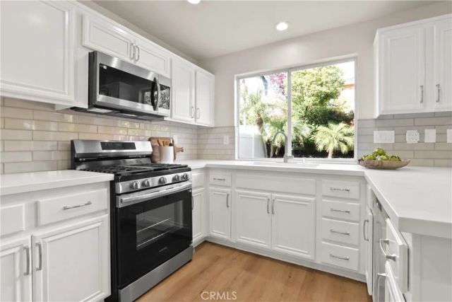 7 Sorenson, Irvine, CA 92602