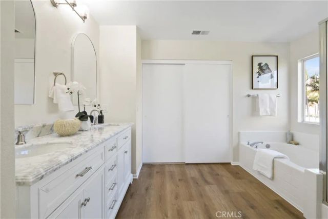 7 Sorenson, Irvine, CA 92602